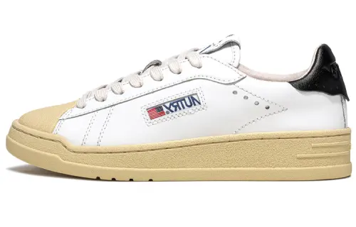 AUTRY Bob Lutz Low Leather Sneakers 'White Black'