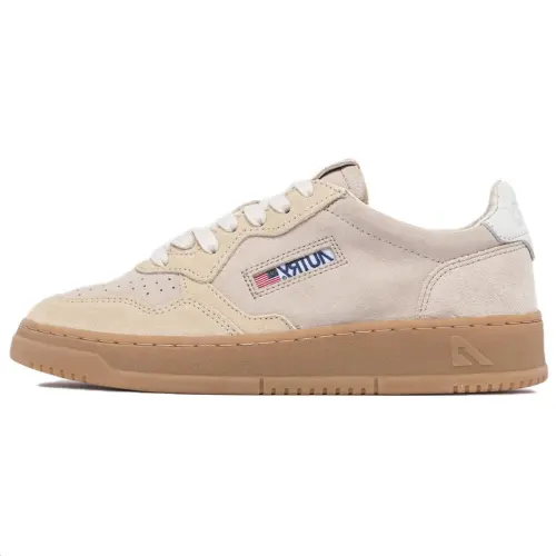 AUTRY Medalist Pigskin Slip Resistant Cushioning Low top Skateboard Shoes Men's Beige