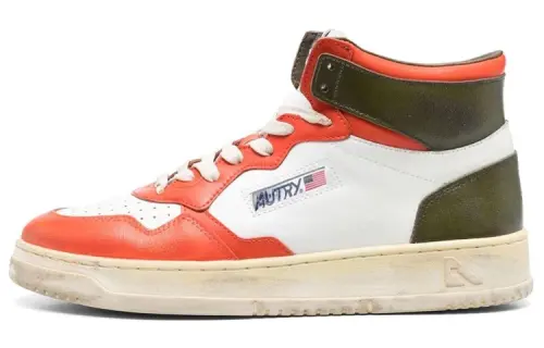 AUTRY Leather Stylish Skateboarding Shoes Men's White Red