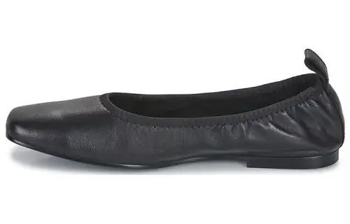 Clarks Casual Shoes Women's Black