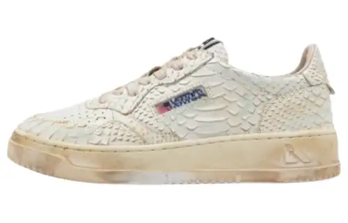 AUTRY Super Vintage Embossed Sneakers