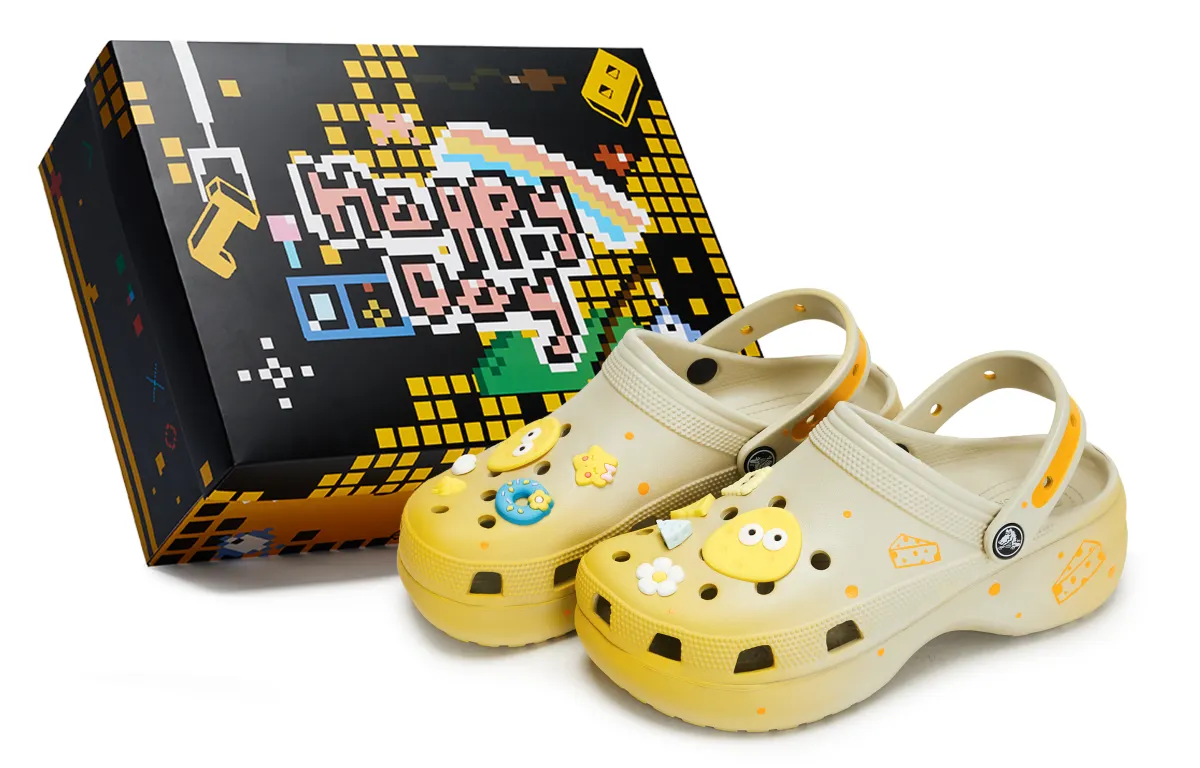 Crocs Classic Platform Clog 811 Manufacturing, Mango Cheese, Special Shoe Box Clogs Women's Beige Yellow