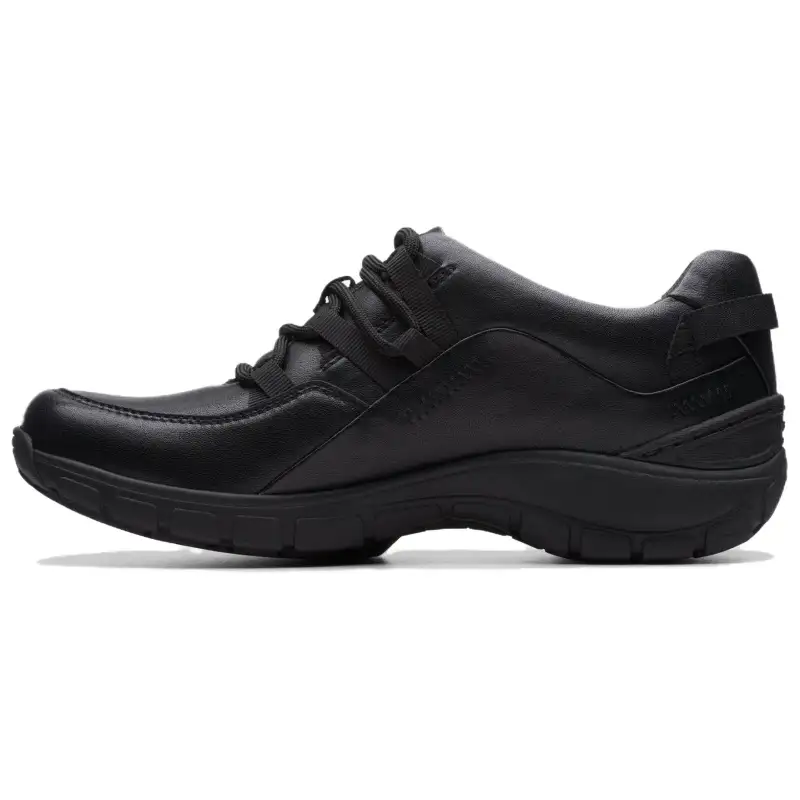 Clarks Leather Low top Casual Shoes Women's Black