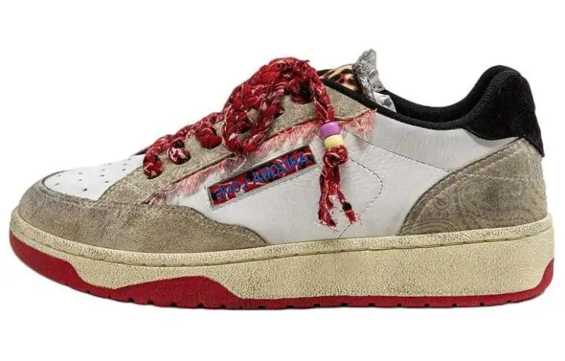 Arizona Love Leather Low top Skateboard Shoes Women's Beige Red