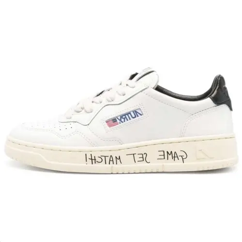 AUTRY Classic And Versatile Low top Skateboard Shoes Women's White
