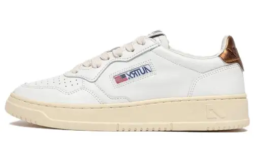 AUTRY Medalist Low Sneakers