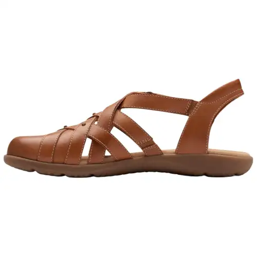 Clarks Casual Shoes Women's Brown
