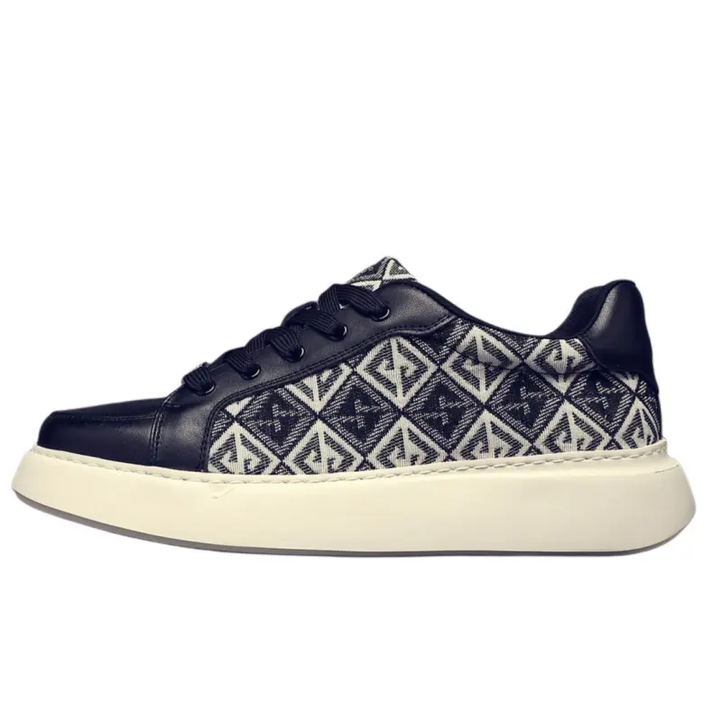 JANE HARLOW Low top Skateboard Shoes Men's Black