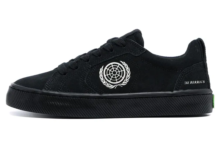 Cariuma Pro Skate suede sneakers Women's