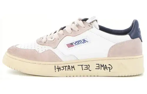 AUTRY Side Logo-patch Sneakers