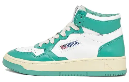 AUTRY Medalist Leather High top Skateboard Shoes Women's White Green