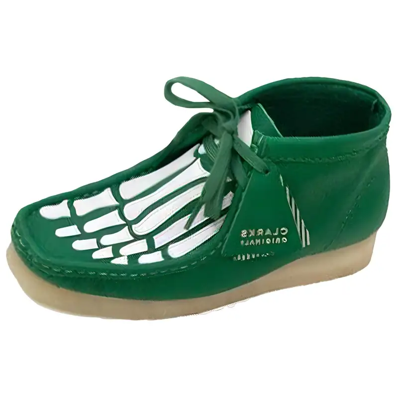 Vandy The Pink x Clarks Originals WALLABEE Ankle Boots Green Women's