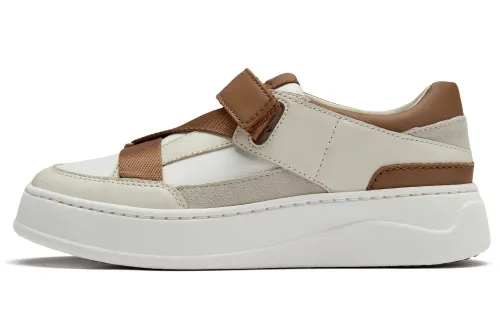 Clarks Cow Leather Low top Skateboard Shoes Women's White Brown