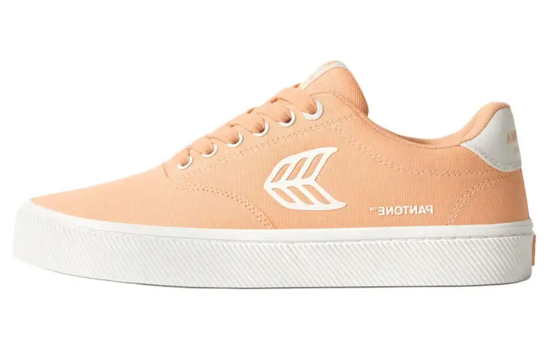 CARIUMA Low top Canvas Shoes Unisex Orange