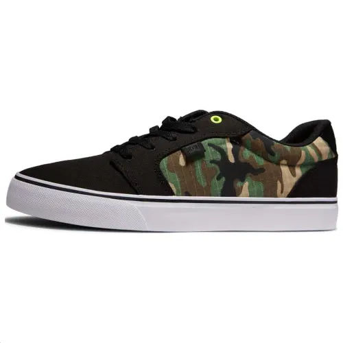 DC Shoes Low top Canvas Shoes Men's Black