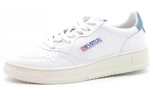 AUTRY Skateboard Shoes Women's Low Top