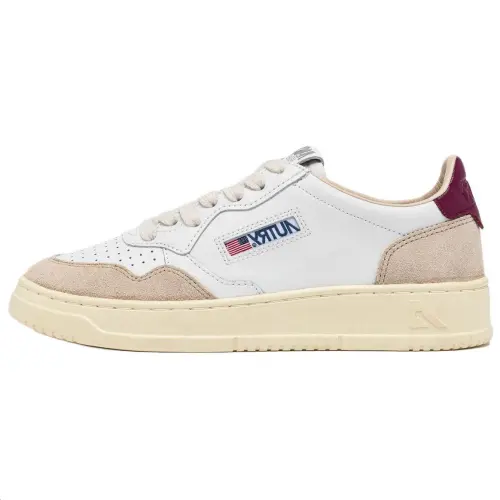 AUTRY Cow Leather Low top Skateboard Shoes Women's White Red