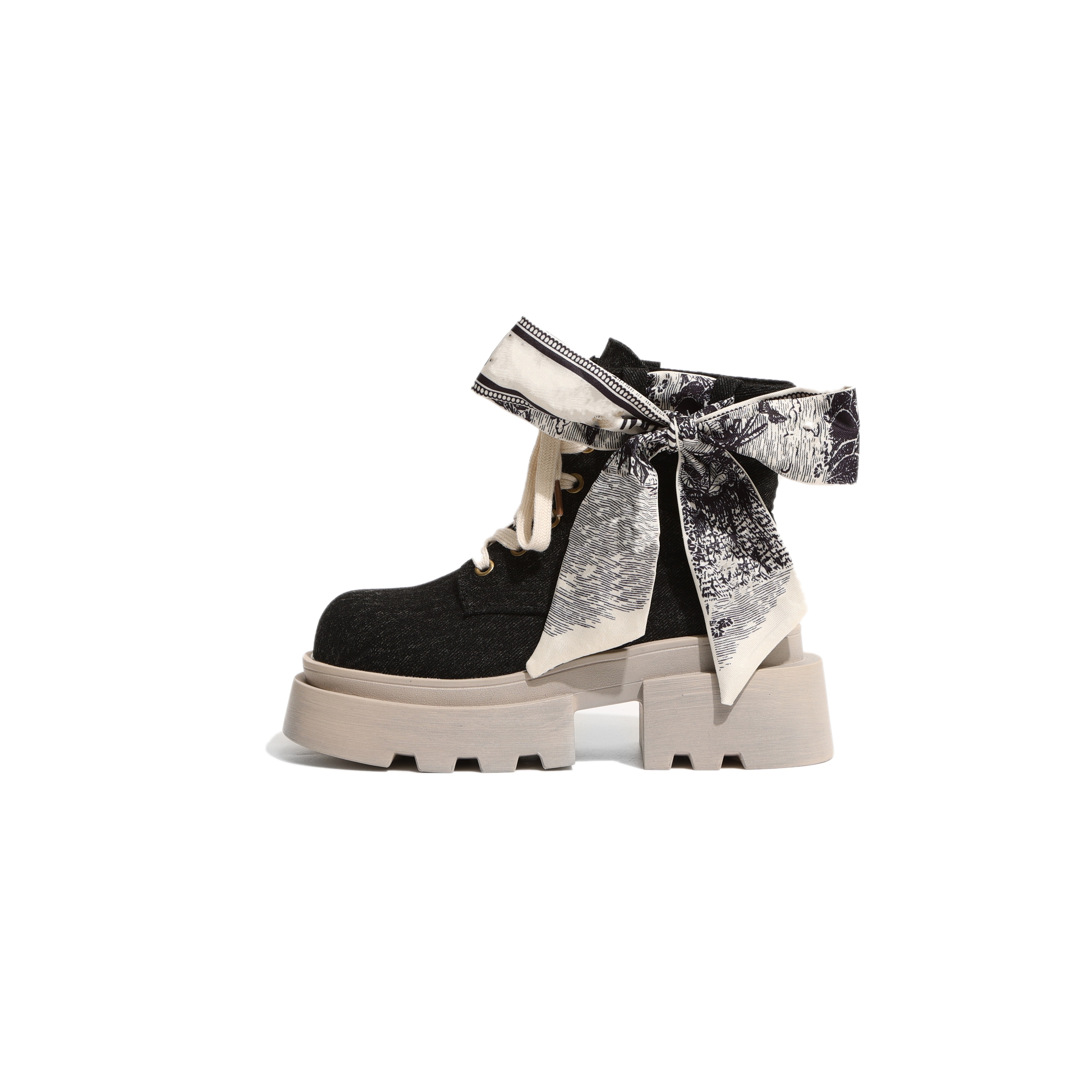 SHUXI Shuxi PU is fashionable and trendy, comfortable and versatile for daily use, thick soles for heightening, denim, sweet and cool schoolgirl style, with skirt, casual and breathable, elegant, 6cm short boots, women's style