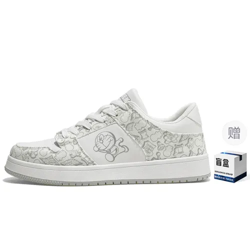 DoraemonA Low top Skateboard Shoes Unisex