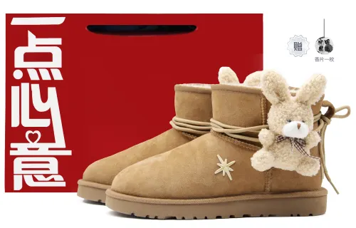 UGG CLASSIC MINI Sheepskin Abrasion Resistant Thermal Short Snow Boots Women's Brown