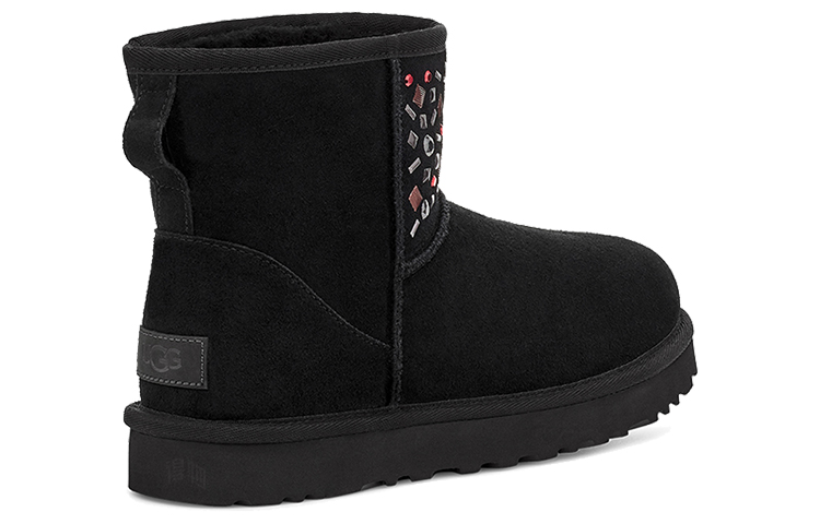 Женские сапоги UGG Classic Mini Stud II (черные) — Чёрный — фото 4