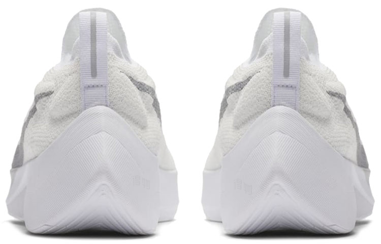 Мужские кроссовки Nike Vapor Street OG (белые) — фото 4