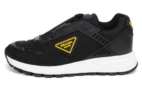 PRADA Prax 01 'Black Yellow'