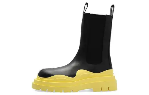 Bottega Veneta Leather Crew Chelsea Boots Men's Black