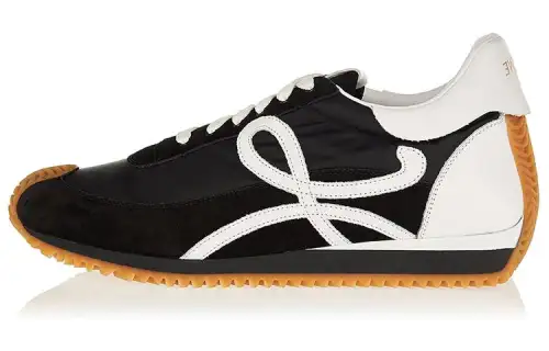 LOEWE Flow Runner Low top Casual Shoes Men's Black White