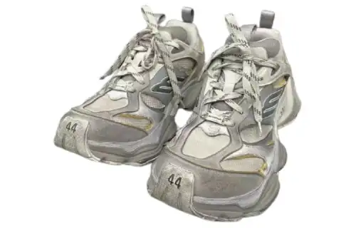 Balenciaga Low top Casual Shoes Men's Silver Gray