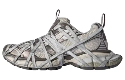 Balenciaga 3XL Fabric Low top Casual Shoes Women's Gray