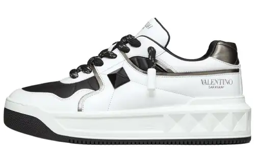Valentino Garavani One Stud Xl Lace Up Sneakers