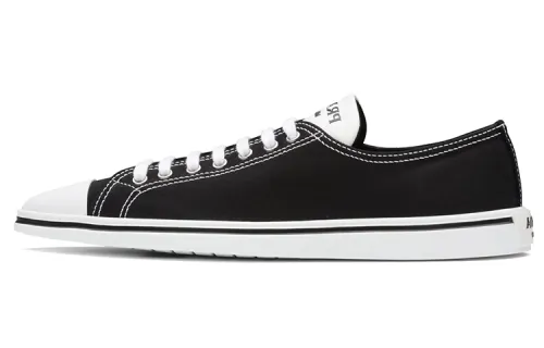 PRADA Synthesis Low top Skateboard Shoes Women's Black White