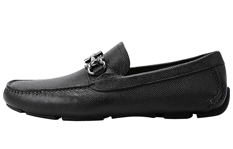 FERRAGAMO Gancini retro metal casual shoes men's black