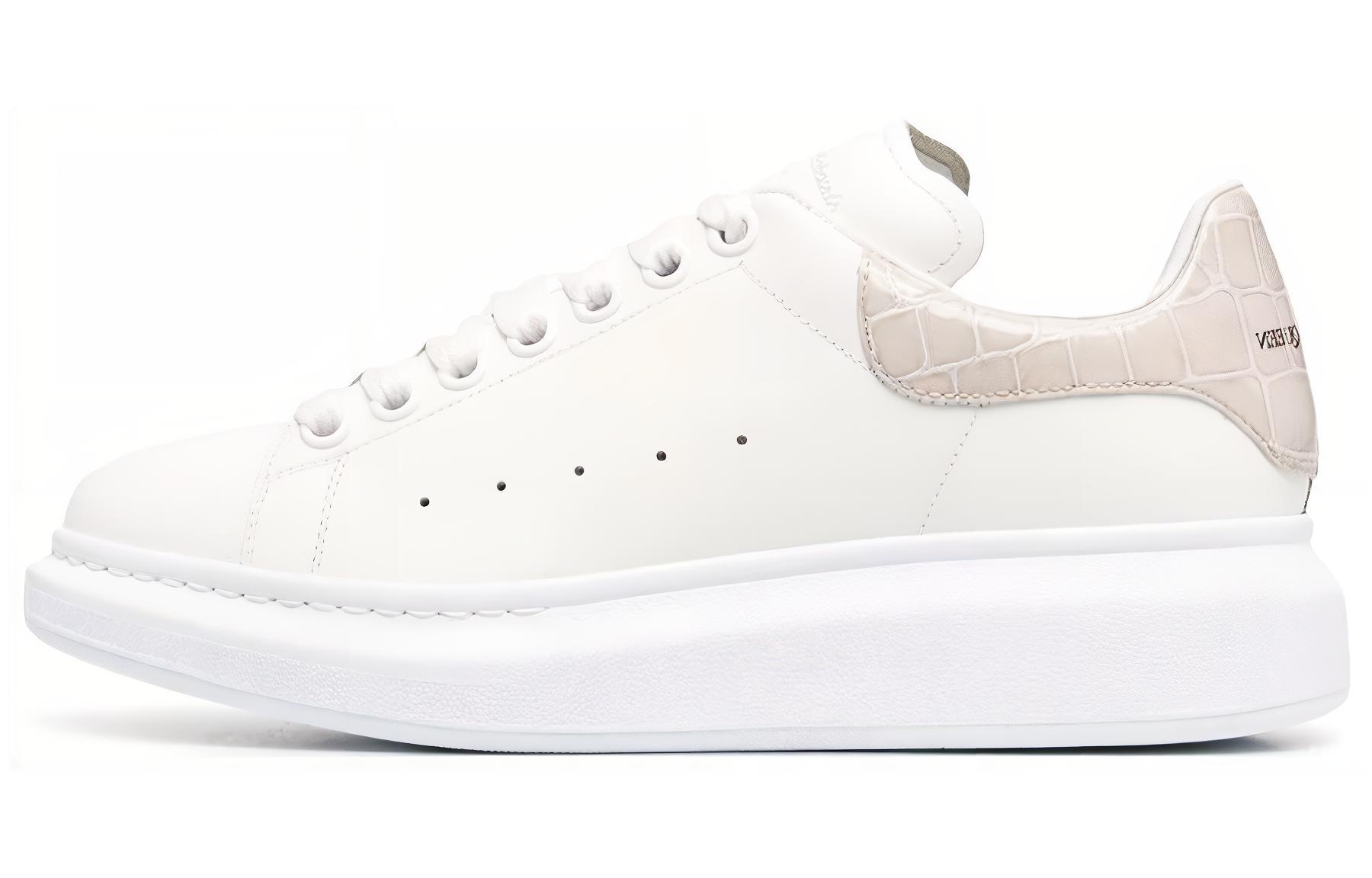 Женские кроссовки Alexander McQueen Oversized Sneaker (бело-бежевые)