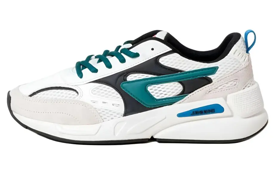 DIESEL Low top Casual Shoes Men's White