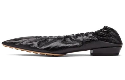 Bottega Veneta Almond Flat Shoes Women's Black
