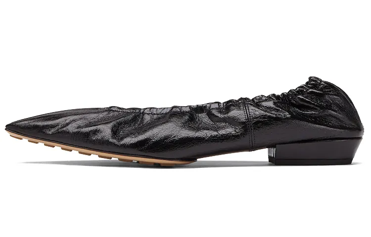Bottega Veneta Almond Flat Shoes Women's Black