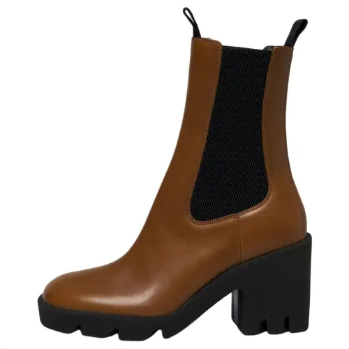 Burberry Stride Leather Chelsea Boots 9cm Women's Brown