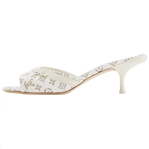 LOUIS VUITTON 6AM Slide Slippers 9.5cm Women's White