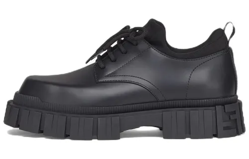 FENDI Force Leather Casual Shoes Men's Black
