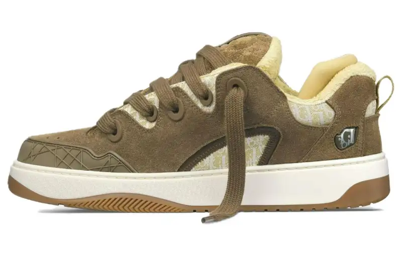 DIOR B9S Skater Khaki Suede