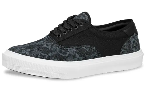 LOUIS VUITTON Trocadero Fabric Low top Skateboard Shoes Men's Black