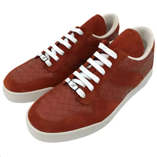 Bottega Veneta Low top Skateboard Shoes Women's Red
