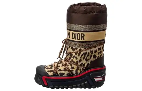 DIOR Dioralps Thermal Coverage Crew Snow Boots Women's