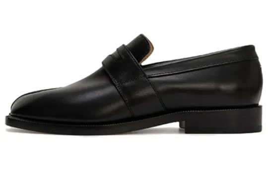 Maison Margiela Low-Heeled Slip-On Tabi Loafers Women's