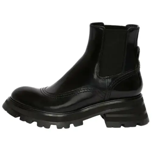 Alexander McQueen Wander Panelled Chelsea Boots Women's