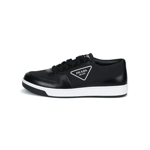 PRADA Low top Stylish Skateboarding Shoes Men's Black