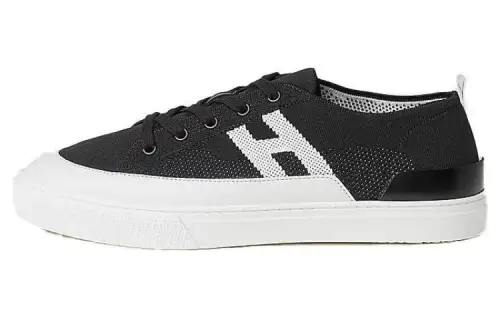 HERMES Leather Comfortable And Trendy Low top Skateboard Shoes Men's Black