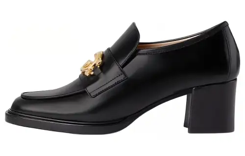 GUCCI Interlocking G Loafers